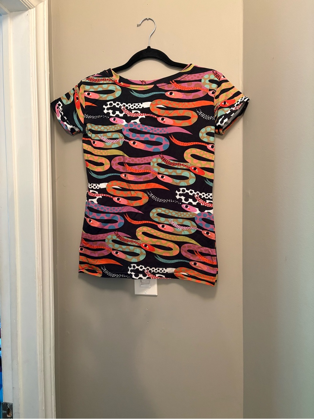 Multicolor Snake-Print Tee - Picture 2 of 3